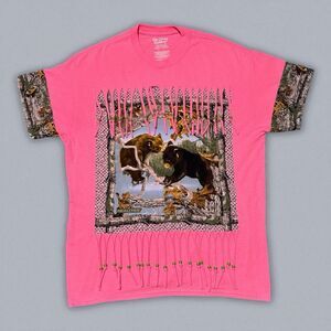 Gildan XL Pink Realtree Bear Cubs Boho Fringe Beaded Upcycled Graphic T-Shirt